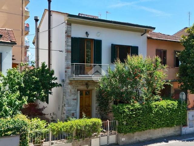 Villa Schiera in vendita a San Lorenzo, Campi Bisenzio