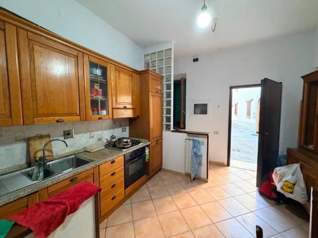 Villa Indipendente in vendita a Santa Maria, Campi Bisenzio