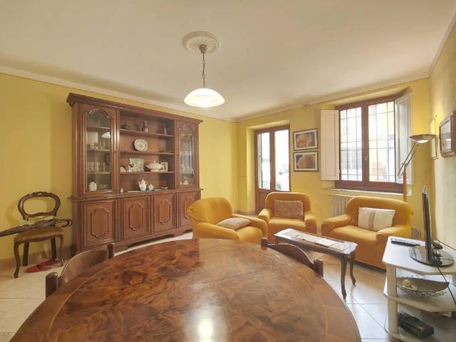 Villa Indipendente in vendita a San Donnino, Campi Bisenzio