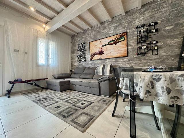 Villa Indipendente in vendita a Campi Bisenzio, Toscana