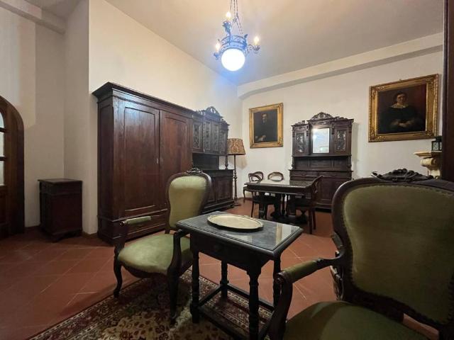 Villa Indipendente in vendita a San Donnino, Campi Bisenzio