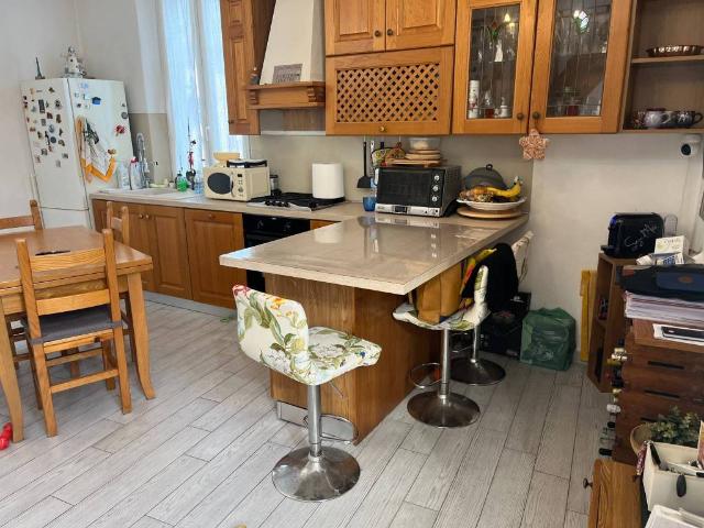 Villa Indipendente in vendita a San Lorenzo, Campi Bisenzio