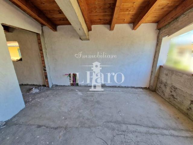 Villa Indipendente in vendita a San Piero a Ponti, Campi Bisenzio