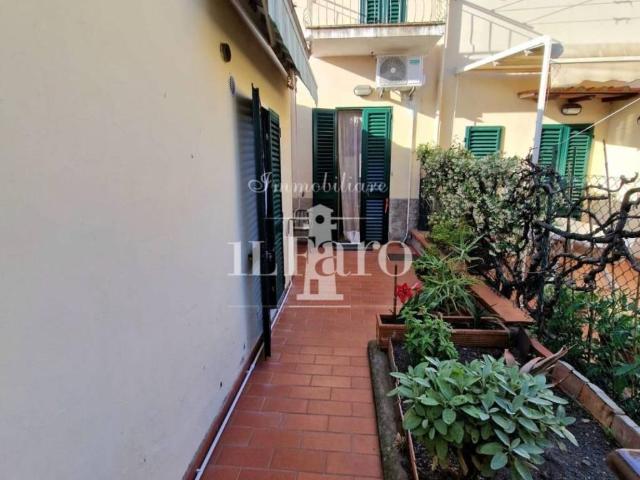 Villa Indipendente in vendita a San Lorenzo, Campi Bisenzio