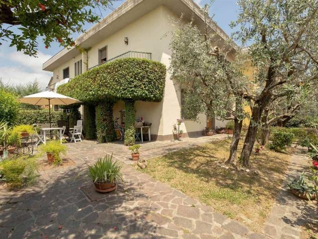Villa Indipendente in vendita a San Martino, Campi Bisenzio