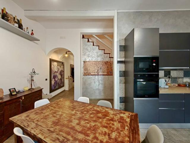 Villa Indipendente in vendita a Maccione, Campi Bisenzio