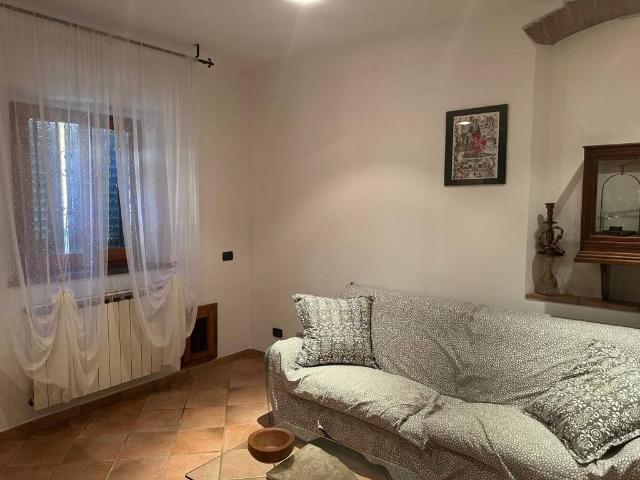 Villa Indipendente in vendita a Campi Bisenzio, Toscana