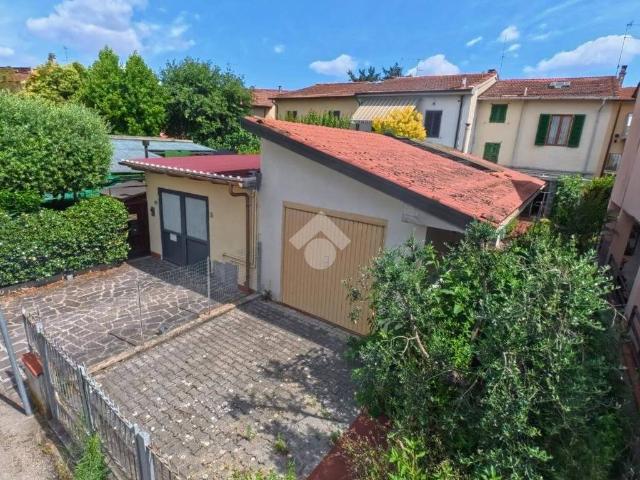 Villa Indipendente in vendita a Fornello, Campi Bisenzio