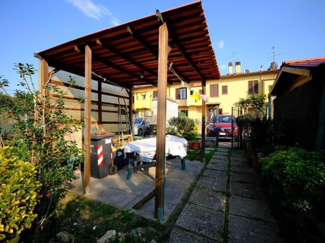 Villa Indipendente in vendita a Limite, Campi Bisenzio