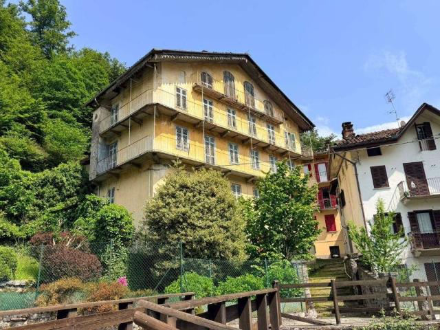Villa Indipendente in vendita a Piemonte, Biella