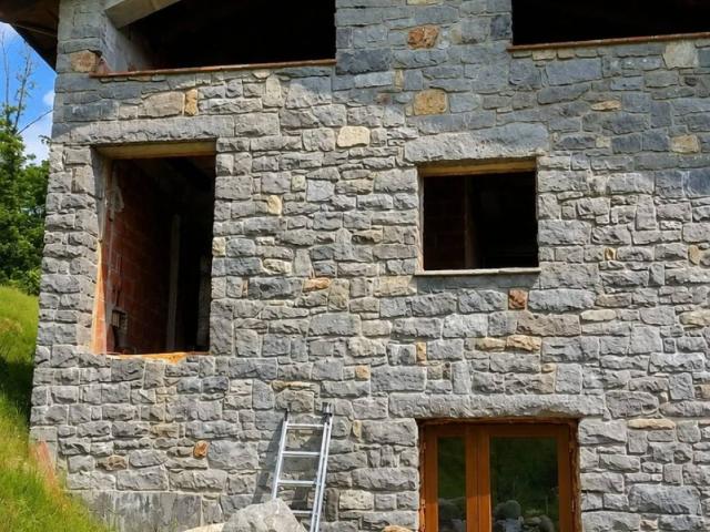 Villa Indipendente in vendita a Piemonte, Biella