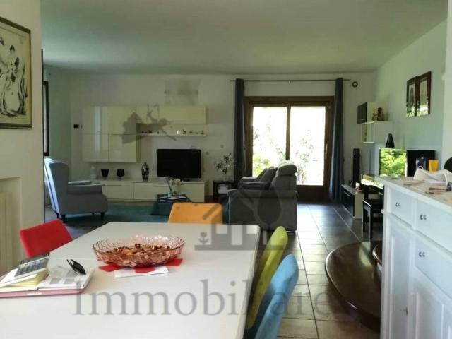 Villa Indipendente in vendita a Venturina Terme, Campiglia Marittima