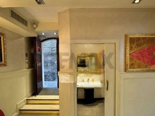 Villa Indipendente in vendita a Campione d'Italia