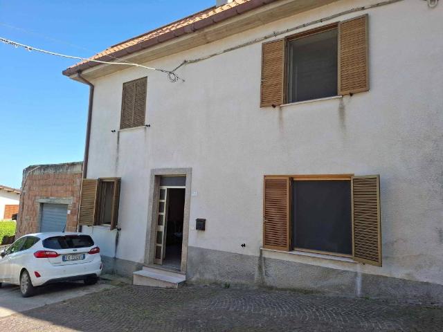 Villa Indipendente in vendita a Campli, Abruzzo