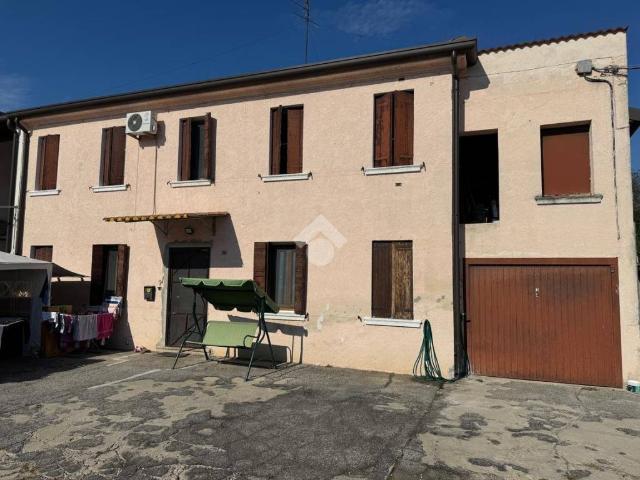 Villa Indipendente in vendita a Campo San Martino, Veneto
