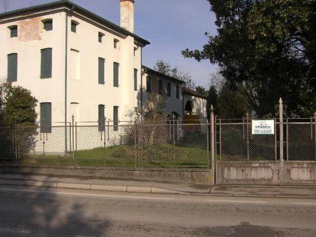 Villa Indipendente in vendita a Campo San Martino, Veneto