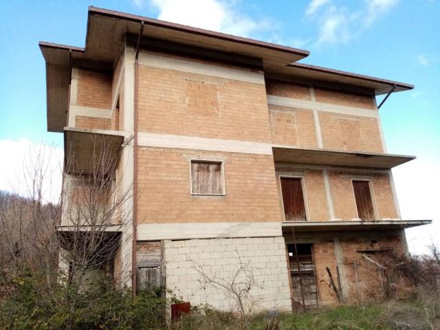 Villa Indipendente in vendita a Campobasso, Molise