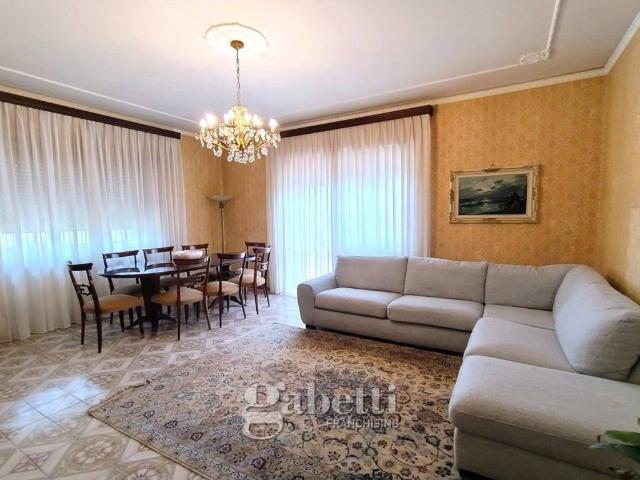 Villa Indipendente in vendita a Campobasso, Molise