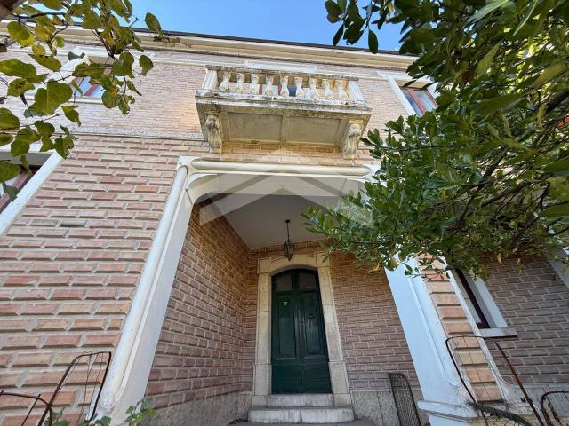 Villa Indipendente in vendita a Campobasso, Molise