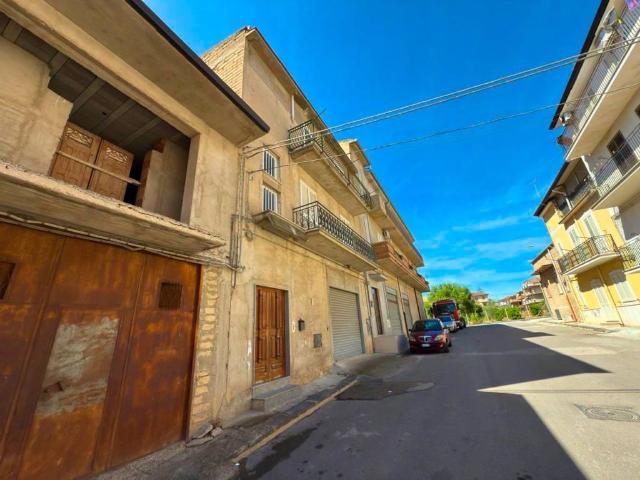 Villa Indipendente in vendita a Campobello Di Licata, Sicilia
