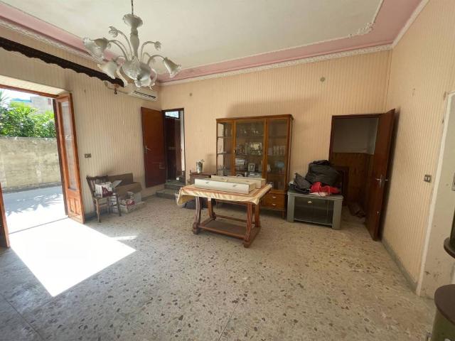 Villa Indipendente in vendita a Campobello di Licata, Agrigento