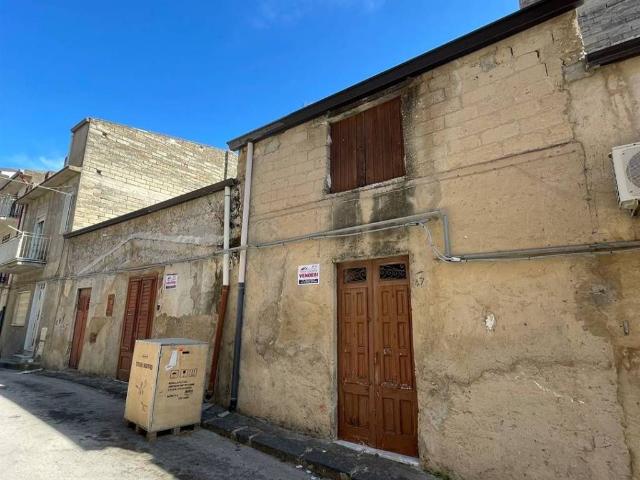 Villa Indipendente in vendita a Campobello di Licata, Agrigento