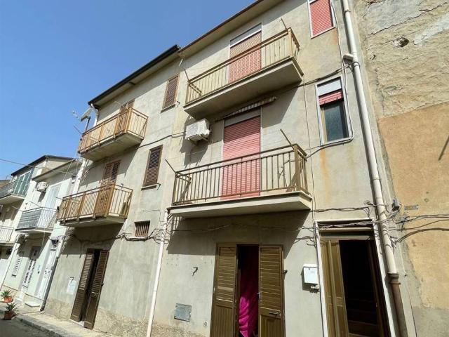 Villa Indipendente in vendita a Campobello Di Licata, Sicilia
