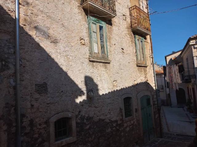 Villa Indipendente in vendita a Campochiaro, Molise