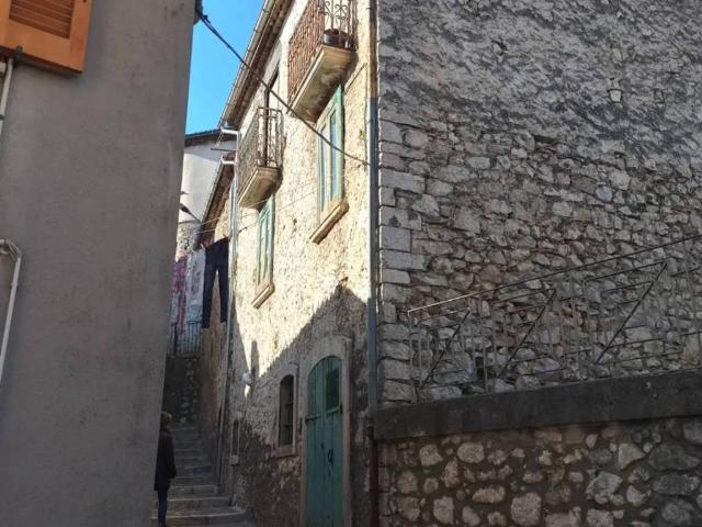 Villa Indipendente in vendita a Campochiaro, Molise