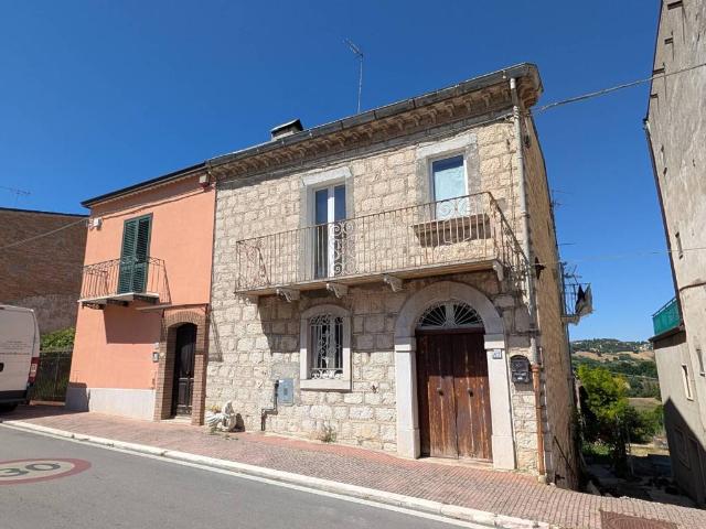Villa Indipendente in vendita a Campodipietra, Molise