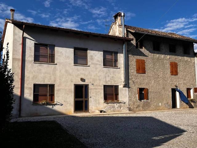 Villa Indipendente in vendita a Campoformido, Friuli-Venezia Giulia