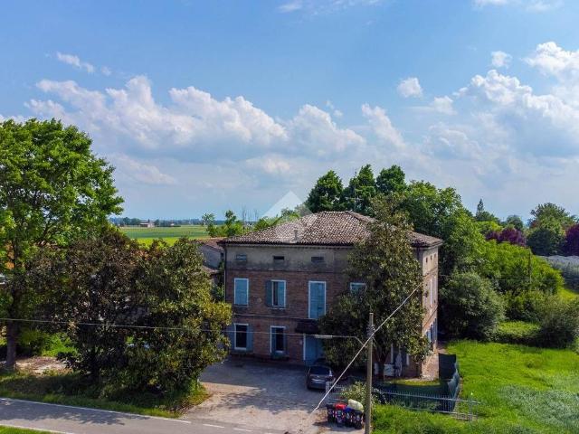 Villa Indipendente in vendita a Unione delle Terre d'Argine, Campogalliano