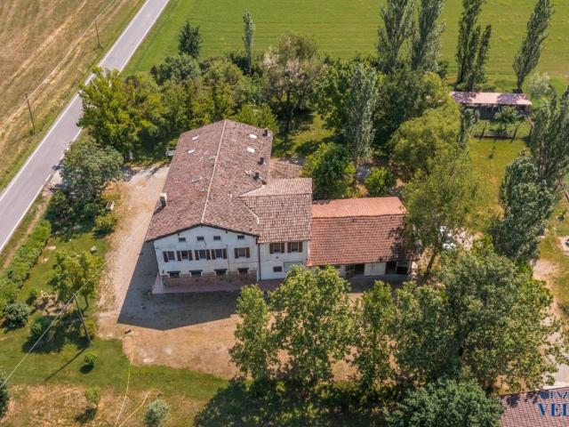 Villa Indipendente in vendita a Unione delle Terre d'Argine, Campogalliano