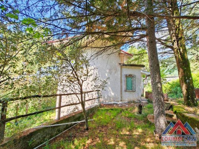 Villa Indipendente in vendita a Campoli Appennino, Lazio