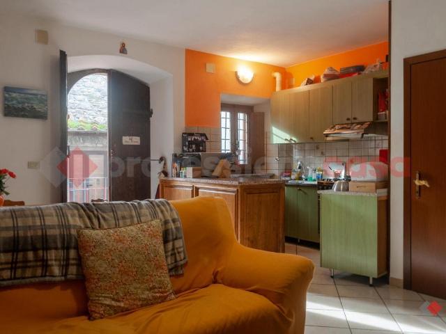 Villa Indipendente in vendita a Unione Comuni Garfagnana, Camporgiano