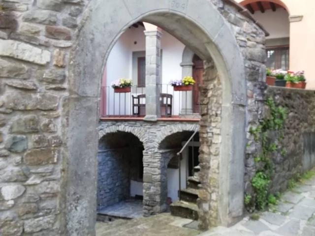 Villa Indipendente in vendita a Unione Comuni Garfagnana, Camporgiano
