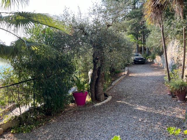 Villa Indipendente in vendita a Trinità, Camporosso