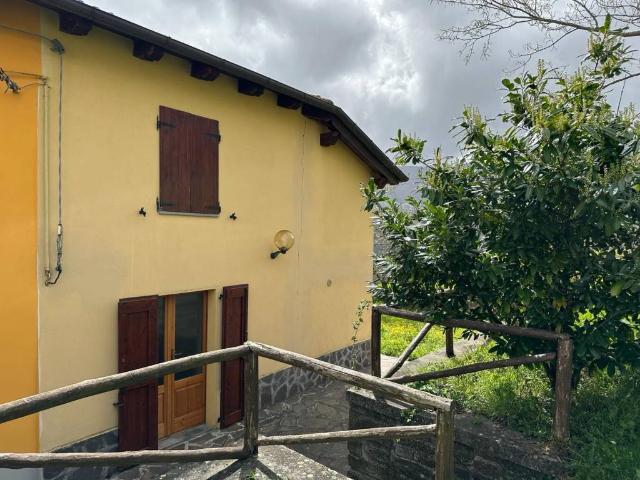 Villa Indipendente in vendita a Unione dell'Alto Reno, Camugnano