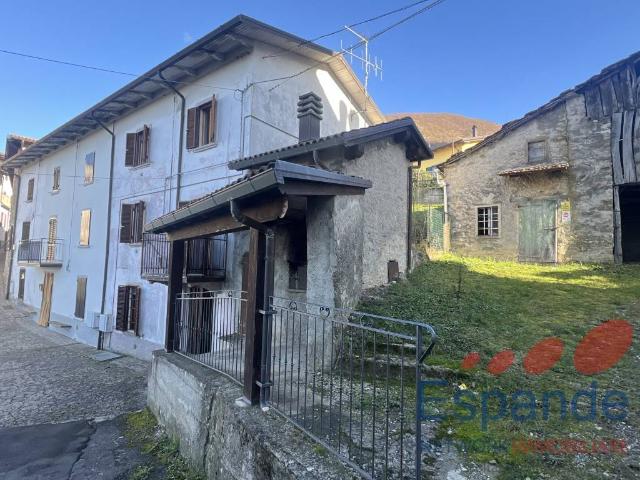 Villa Indipendente in vendita a Unione dell'Alto Reno, Camugnano
