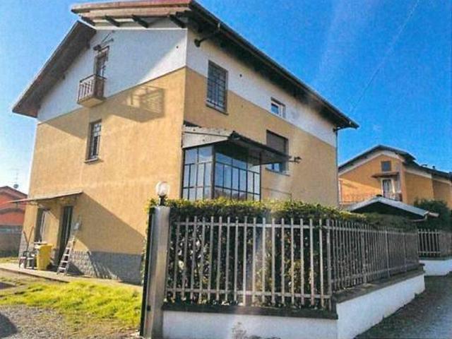 Villa Indipendente in vendita a Piemonte, Biella