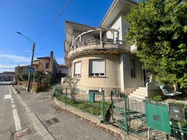 Villa Indipendente in vendita a Piemonte, Biella