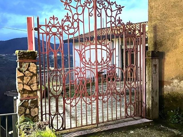 Villa Indipendente in vendita a Candida, Campania