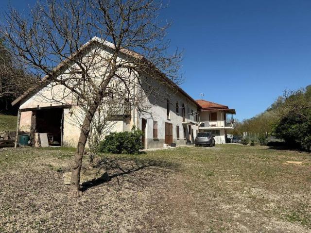 Villa Indipendente in vendita a Piemonte, Asti