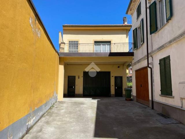 Villa Indipendente in vendita a Piemonte, Asti