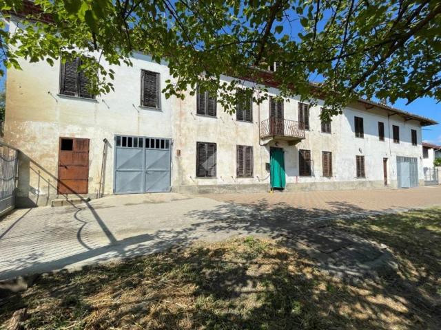 Villa Indipendente in vendita a Piemonte, Asti