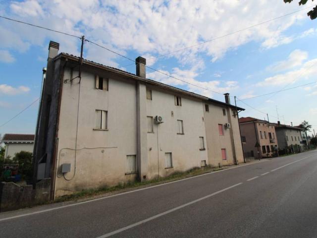 Villa Indipendente in vendita a Caneva, Friuli-Venezia Giulia
