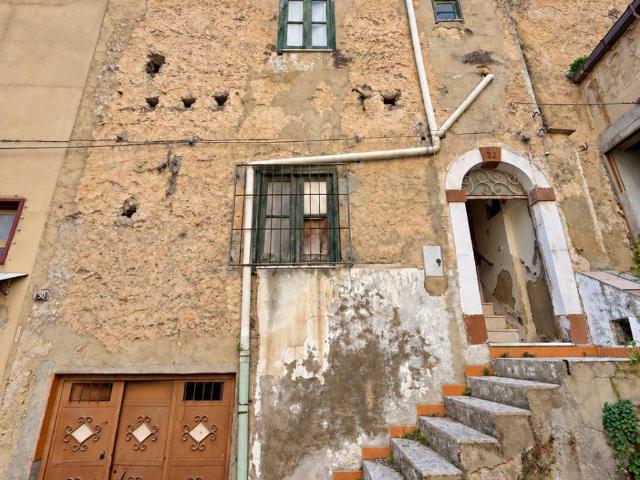 Villa Indipendente in vendita a Badia, Canicattì