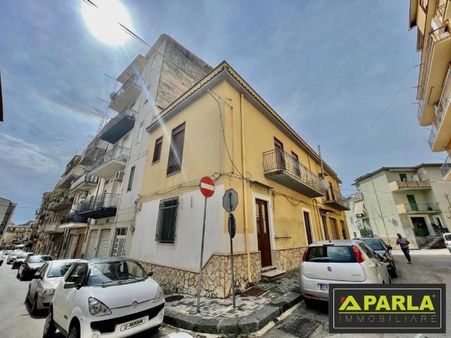Villa Indipendente in vendita a Acquanova, Canicattì E Borgalino