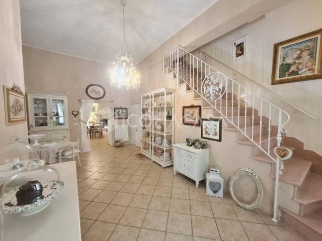 Villa Indipendente in vendita a Puglia, Bari