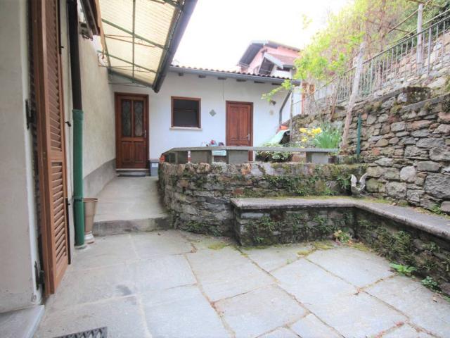 Villa Indipendente in vendita a Sant'Agata, Piemonte